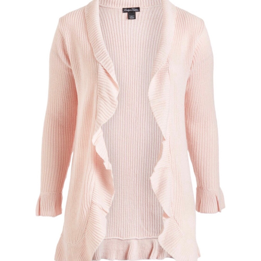 NWT Evelyn Taylor Cardigan